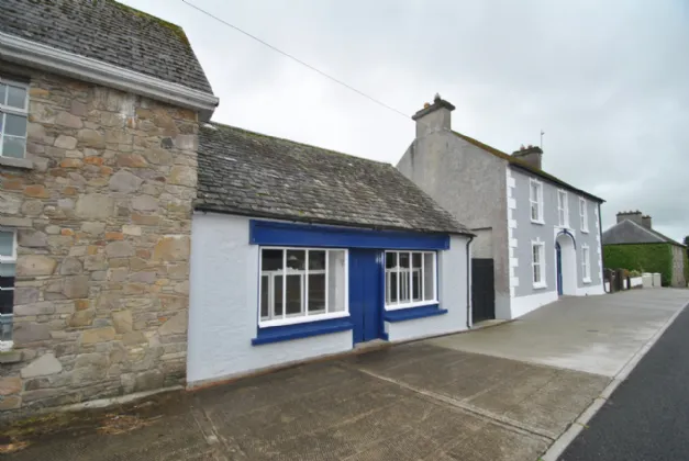 Photo of Main St, Shinrone, Birr, Co. Offaly, R42 N5F2