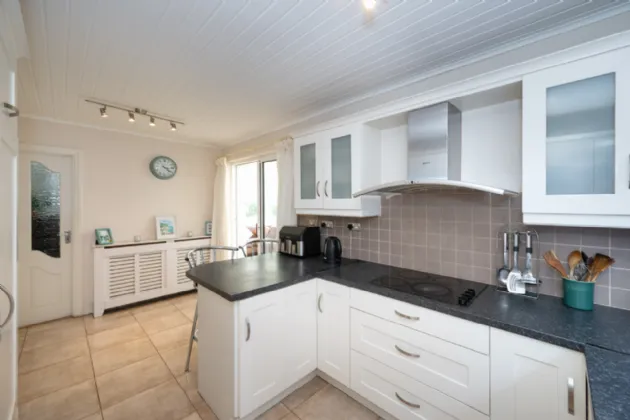 Photo of 6 Owenabue Close, Carrigaline, Co Cork, P43 V262