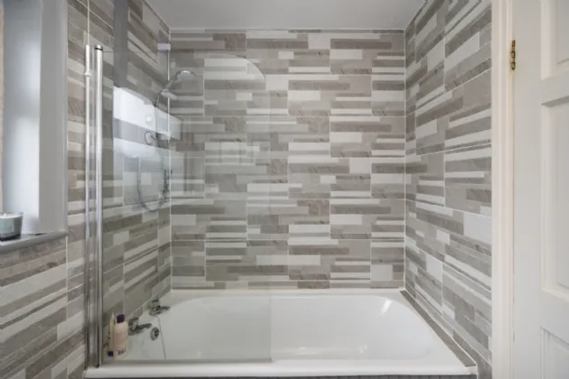 Photo of 6 Owenabue Close, Carrigaline, Co Cork, P43 V262