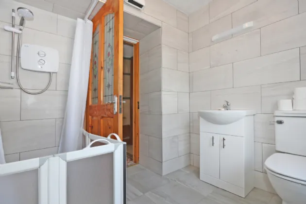 Photo of Brennan's Cross, Gortgarraun, Meelick, Co. Clare, V94E1C5