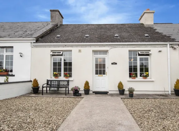 Photo of Coolfin, 12 St Patrick's Terrace, Abbeyside, Dungarvan, Co Waterford, X35 NR12