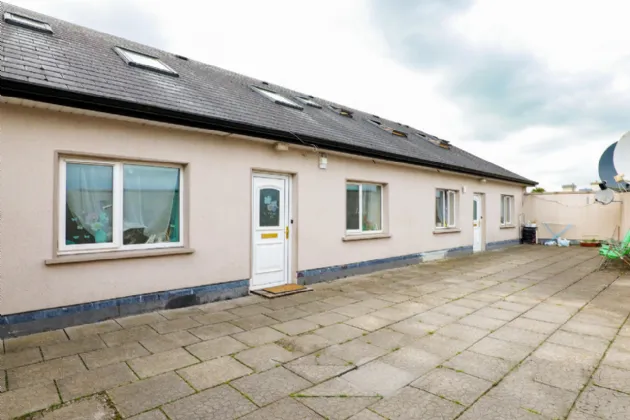 Photo of Londis, Church Street, Glenamaddy, Co. Galway, F45CD85