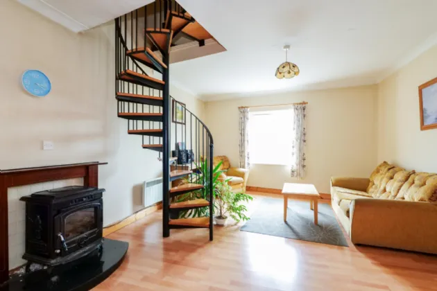 Photo of Londis, Church Street, Glenamaddy, Co. Galway, F45CD85