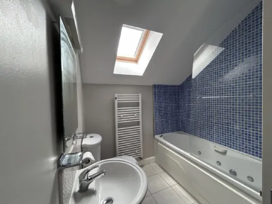 Photo of 14 Bishops Avenue, The Steeples, Cashel, Co Tipperary, E25V054