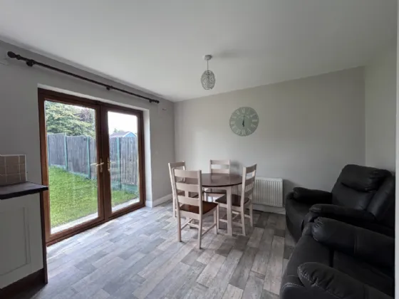 Photo of 14 Bishops Avenue, The Steeples, Cashel, Co Tipperary, E25V054