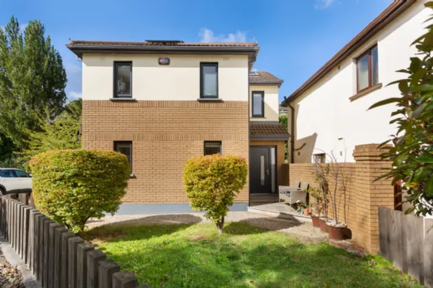 Photo of 34 Castle Court, Killiney Hill Road, Killiney, Co Dublin, A96 P6D2