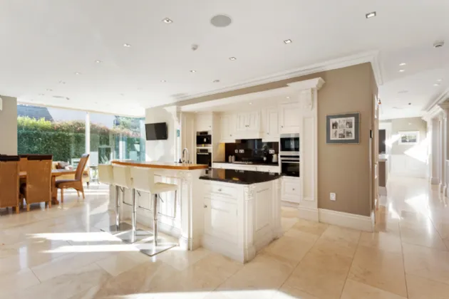 Photo of 15 Lioscarraig, Threadneedle Road, Salthill, Galway, H91 TAA7