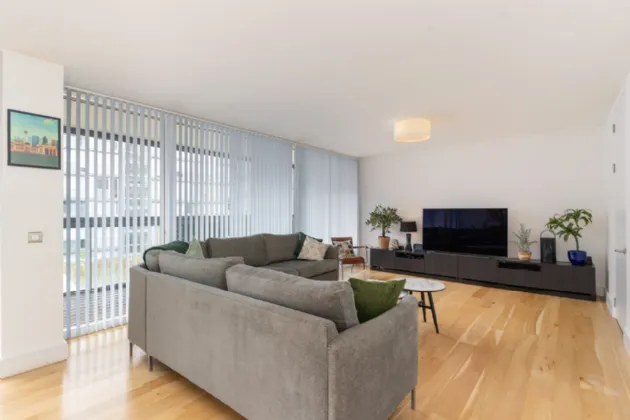 Photo of 18 The Bay, Elmpark, Merrion Road, Dublin 4, D04 XK66