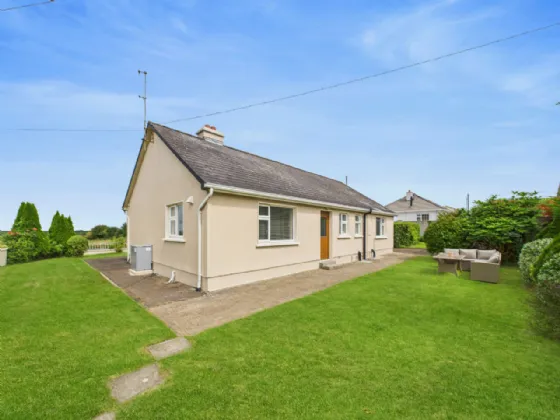 Photo of Finnoe Road, Borrisokane, Co. Tipperary, E45 DN88