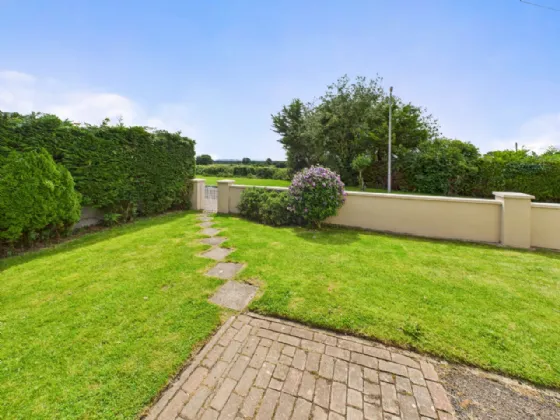 Photo of Finnoe Road, Borrisokane, Co. Tipperary, E45 DN88