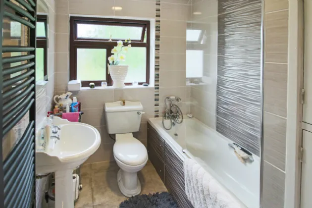 Photo of 5 Oak Drive, Drummagh, Carrick-On-Shannon, Co. Leitrim, N41 N5W7