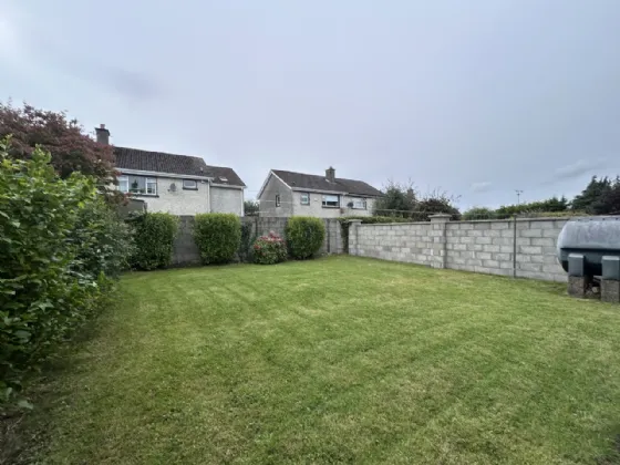 Photo of 15 Prior Park Hill, Clonmel, Co Tipperary, E91V663