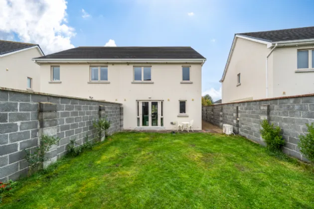 Photo of 10 Silverbrook Drive, Silverbrook, Tullamore, Co. Offaly, R35 X6C0