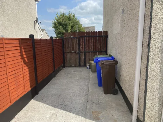 Photo of 47 Hillview, Rhode, Co. Offaly, R35 DX34