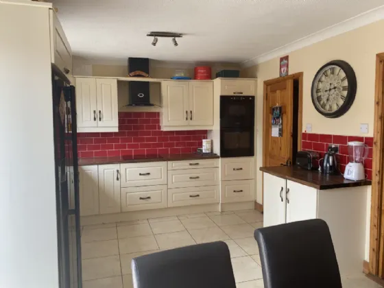 Photo of 47 Hillview, Rhode, Co. Offaly, R35 DX34