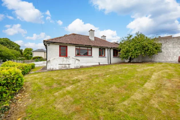 Photo of Robanhill, Western Road, Clonmel, Co. Tipperary, E91 X337