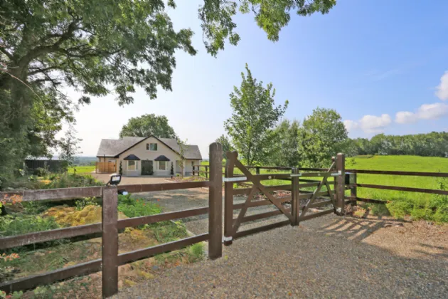 Photo of 'Swallow Hill', Doonass, Clonlara, Co. Clare, V94YXF3