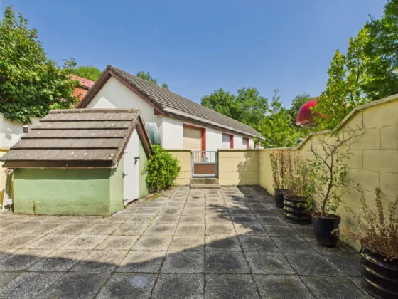 Photo of 2 Living Village, Mountshannon, Co. Clare, V94 P7K8