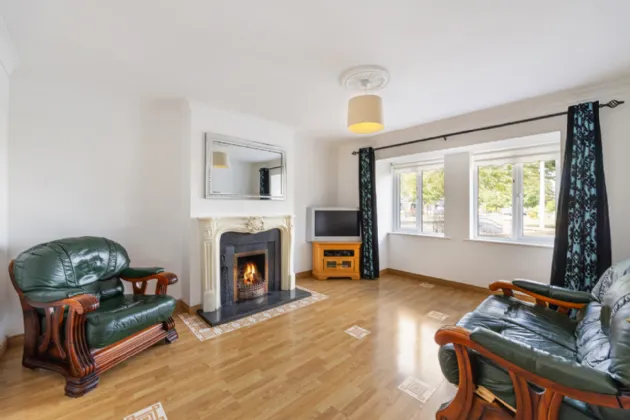 Photo of 36 Elmfield Avenue, Clarehall, Dublin 13, D13R8N0