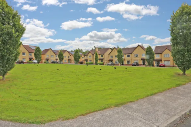 Photo of 206 Kylemore, School House Road, Castletroy, Limerick, V9432P9