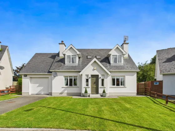 Photo of 7 Killeen Court, Borrisokane, Co. Tipperary, E45XD60