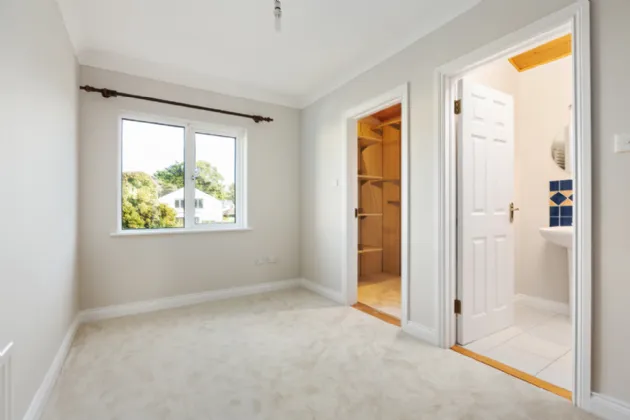 Photo of 5 Kerrymount Green, Foxrock, Dublin 18, D18 P3X9