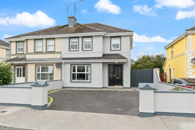 Photo of 34 Elmwood, Claremorris, Co Mayo, F12KX77