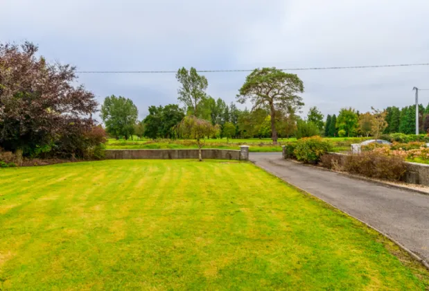 Photo of Golf Links Road, Roscommon Town, Co. Roscommon, F42YK31