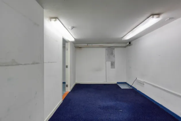 Photo of Ulster Bank, James Fintan Lawlor Avenue,, Portlaoise,, Co.Laois, R32 FX25