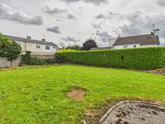 Photo of 51 Dunbane, Carrick-On-Suir, Co. Tipperary, E32 YE13