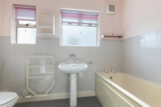 Photo of 33 Priory Avenue, Stillorgan, Co. Dublin, A94 PY59