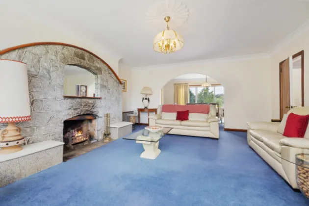 Photo of Carrabawn, 4 Sunnyhill Park, Cabinteely, Dublin 18, D18 H9W6