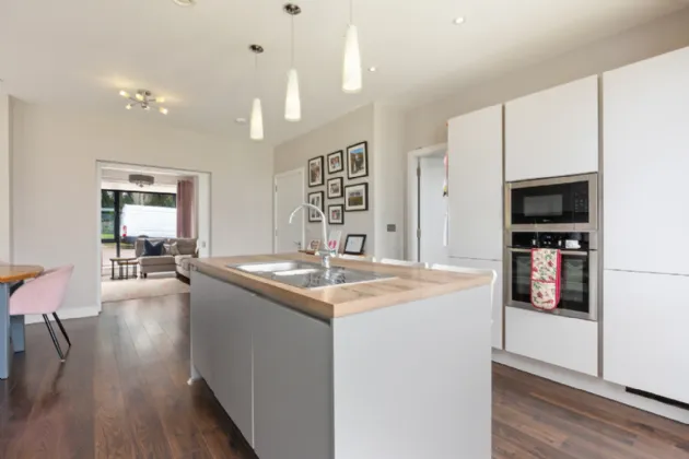 Photo of 11 The Crescent, Scholarstown Wood, Rathfarnham, Dublin 16, D16 EH64