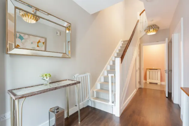 Photo of 11 The Crescent, Scholarstown Wood, Rathfarnham, Dublin 16, D16 EH64