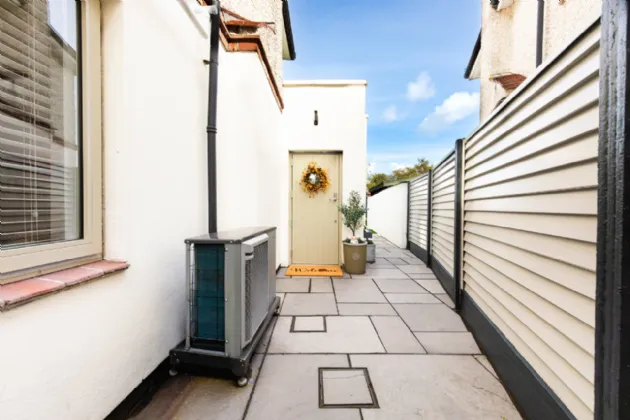 Photo of 13 Hampton Crescent, St Helen's Wood, Booterstown, Co. Dublin, A94 D728