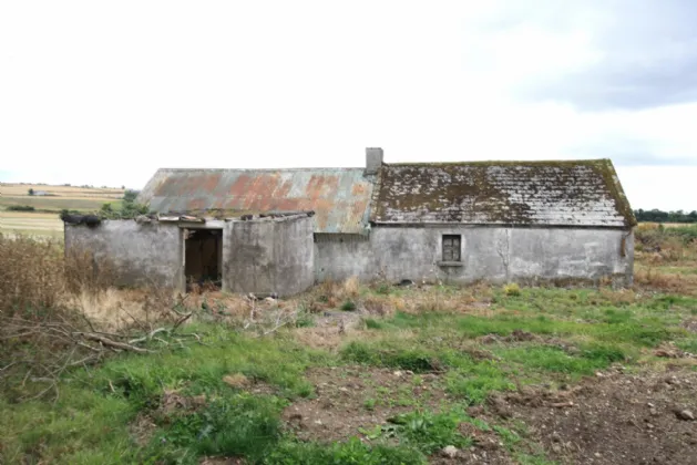 Photo of Derelict Cottage At, Garryhundon, Ballybar, Carlow