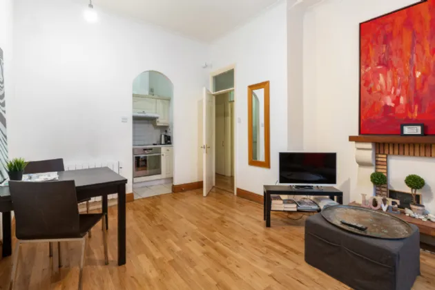 Photo of 215 Bachelors Walk, Dublin 1, D01 W251