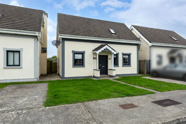 Photo of 8 Elm Grove, Rosslare Strand, Co Wexford, Y35H925