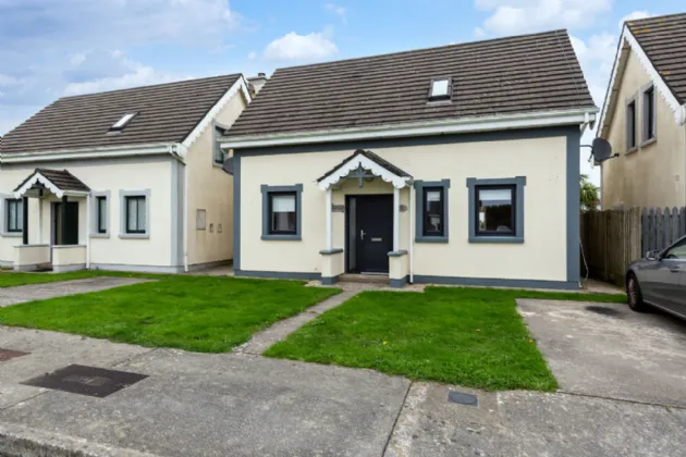 Photo of 8 Elm Grove, Rosslare Strand, Co Wexford, Y35H925