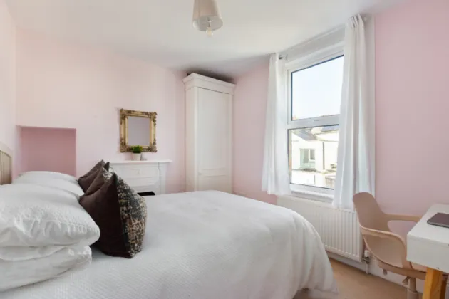 Photo of 30 Victoria Avenue, Donnybrook, Dublin 4, D04 X4K0