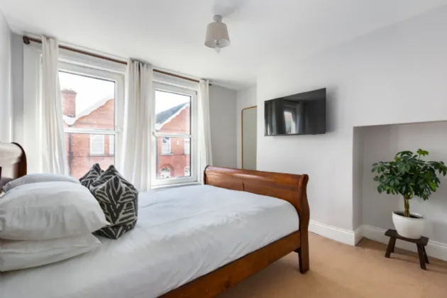 Photo of 30 Victoria Avenue, Donnybrook, Dublin 4, D04 X4K0