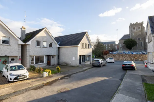 Photo of 2 Orchard Court, Gorey, Co. Wexford, Y25 Y1X5