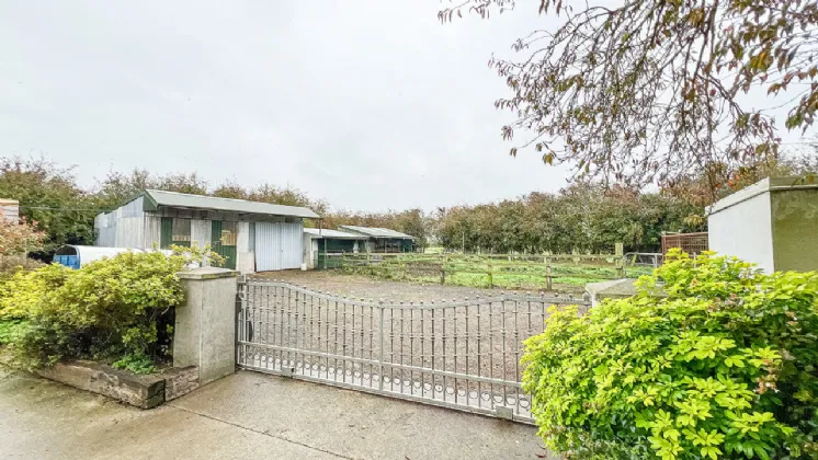 Photo of Stone Lodge, Monabricka, Freshford, Co. Kilkenny, R95 W8K7