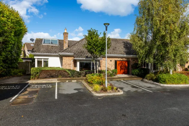 Photo of 17 Berehaven Place, Howth Road, Raheny, Dublin 5, D05 X062