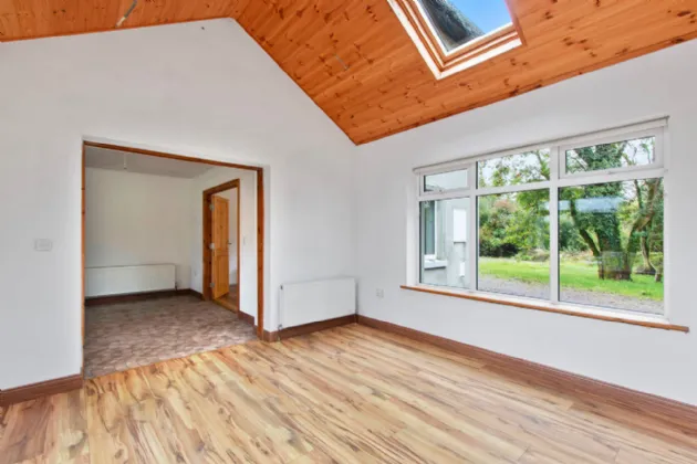 Photo of Keelnacronagh East, Enniskeane, Co Cork, P47D277