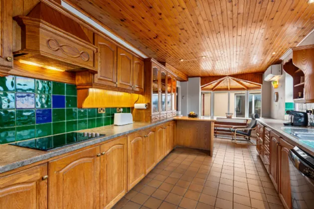 Photo of Ilenroy House, 10 North Street, Skibbereen, Co Cork, P81 DH60