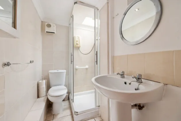 Photo of 100 Strand Road, Sandymount, Dublin 4, D04 VY52