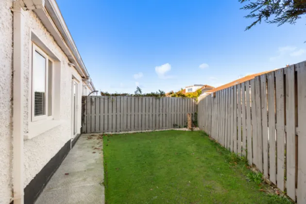 Photo of 22 Woodstown Parade, Knocklyon, Dublin 16, D16 X803