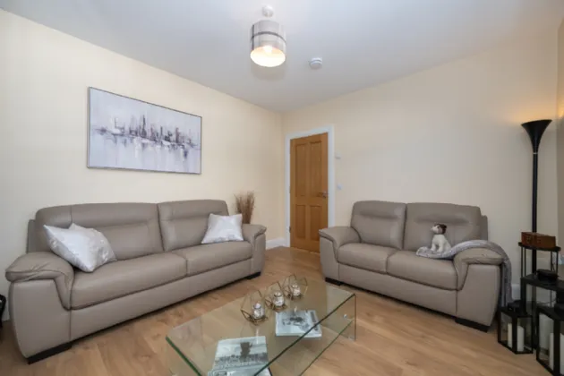 Photo of 107 Earlwood Estate, The Lough, Cork, T12 W5P2