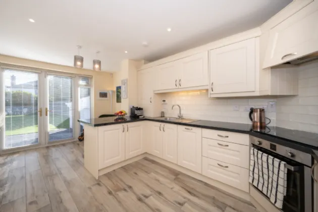 Photo of 107 Earlwood Estate, The Lough, Cork, T12 W5P2